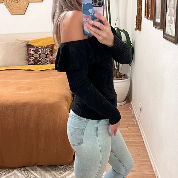 MINKPINK Black Knit Sweater with shoulder detail - Picture 3 of 3